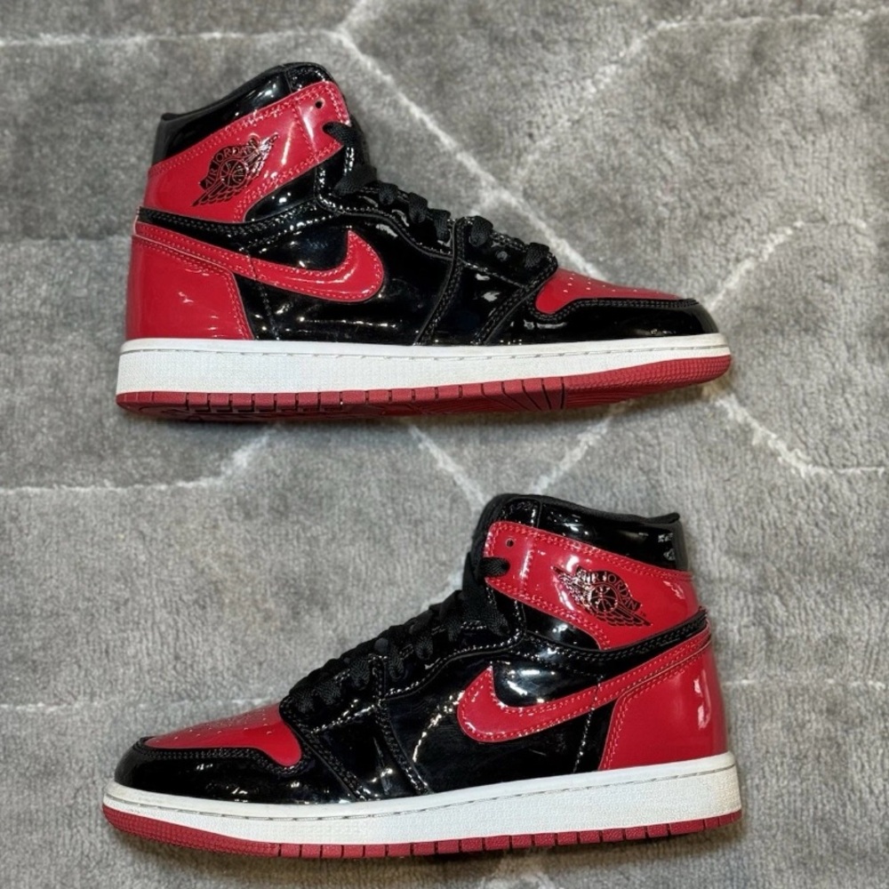 Air jordan 1 OG HIGH banned patent leather size 7 us mens/ big boy